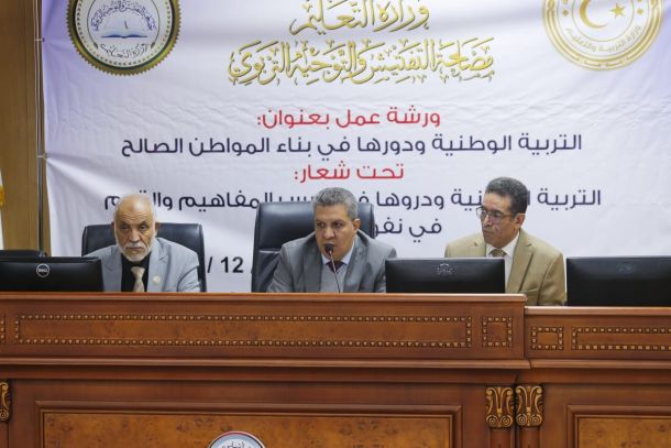 اللجنة العليا لِمبادرة تحدِّي القراءة العربي تُناقش الجدول الزمني والخطة التّنفيذية للمبادرة واستعدادات اِنطلاق المبادرة - وزارة التربية والتعليم اللجنة العليا لِمبادرة تحدِّي القراءة العربي تُناقش الجدول الزمني والخطة التّنفيذية للمبادرة واستعدادات اِنطلاق المبادرة