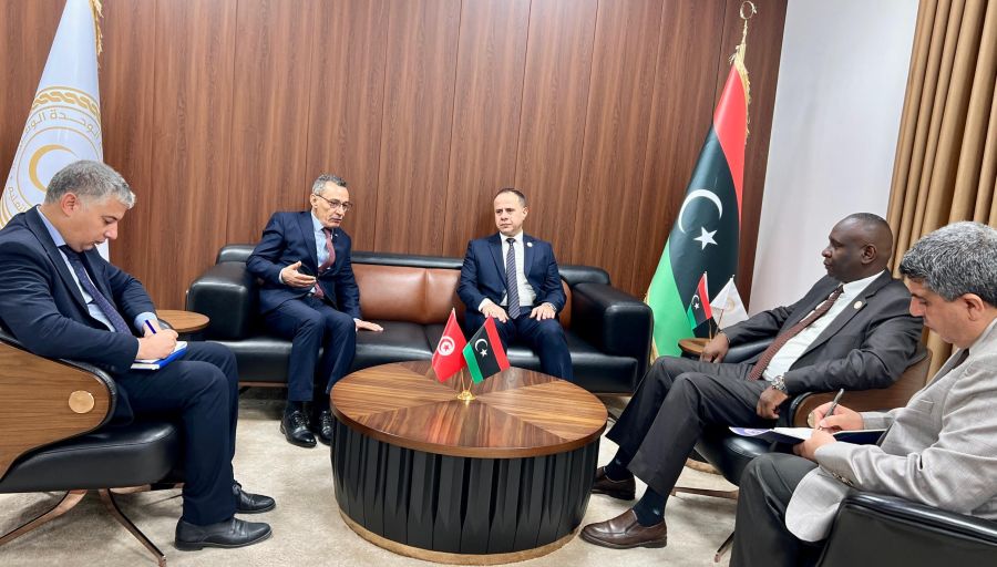 وزارة التربية والتعليم تبحث مع شركة بريد ليبيا سبل تعزيز الشراكة الاستراتيجية والدفع بعجلة التطوير الرقمي - وزارة التربية والتعليم وزارة التربية والتعليم تبحث مع شركة بريد ليبيا سبل تعزيز الشراكة الاستراتيجية والدفع بعجلة التطوير الرقمي