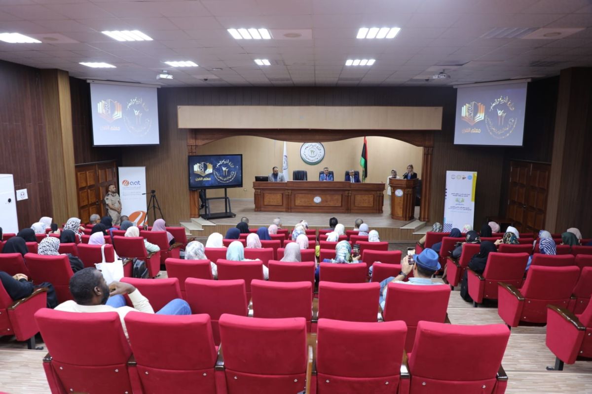 وزير التربية والتعليم يشهد افتتاح الدورة التدريبية الرابعة لمشروع "معلم القرن الحادي والعشرين" - وزارة التربية والتعليم وزير التربية والتعليم يشهد افتتاح الدورة التدريبية الرابعة لمشروع "معلم القرن الحادي والعشرين"