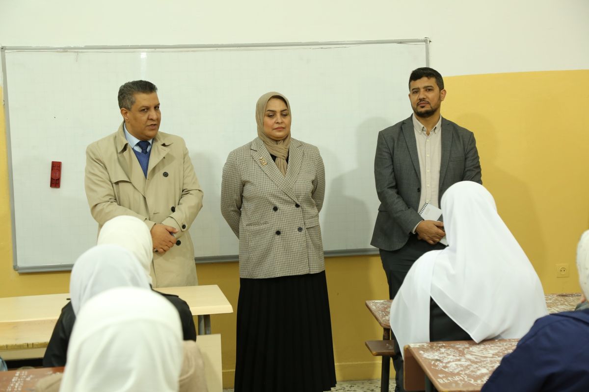 وزير التّربية والتّعليم يشهد اِنطلاقة أول يوم في الفصل الدّراسي الثاني ويُذكّر بـ "حظر اِستخدام جمِيع أسَاليب العقابْ" - وزارة التربية والتعليم وزير التّربية والتّعليم يشهد اِنطلاقة أول يوم في الفصل الدّراسي الثاني ويُذكّر بـ "حظر اِستخدام جمِيع أسَاليب العقابْ"