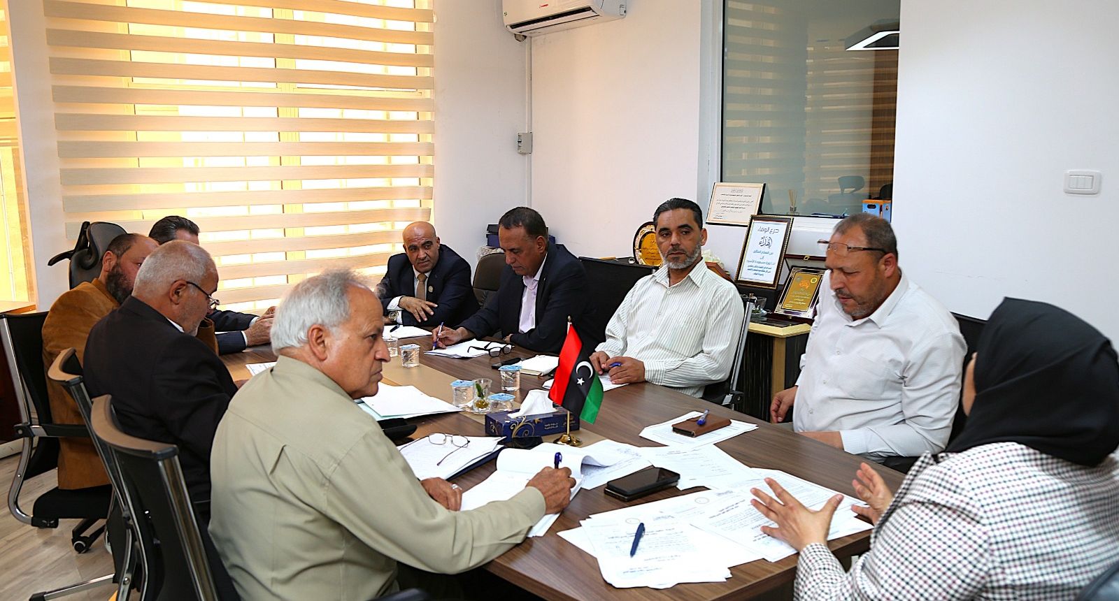 لجنة تنظيم الجهاز الإداري والفني واستكمال الملاك الوظيفي بوزارة التربية والتعليم تعقد اجتماعها الثالث برئاسة وكيل الوزارة للشؤون التربوية الدكتورة “مسعودة الأسود”.