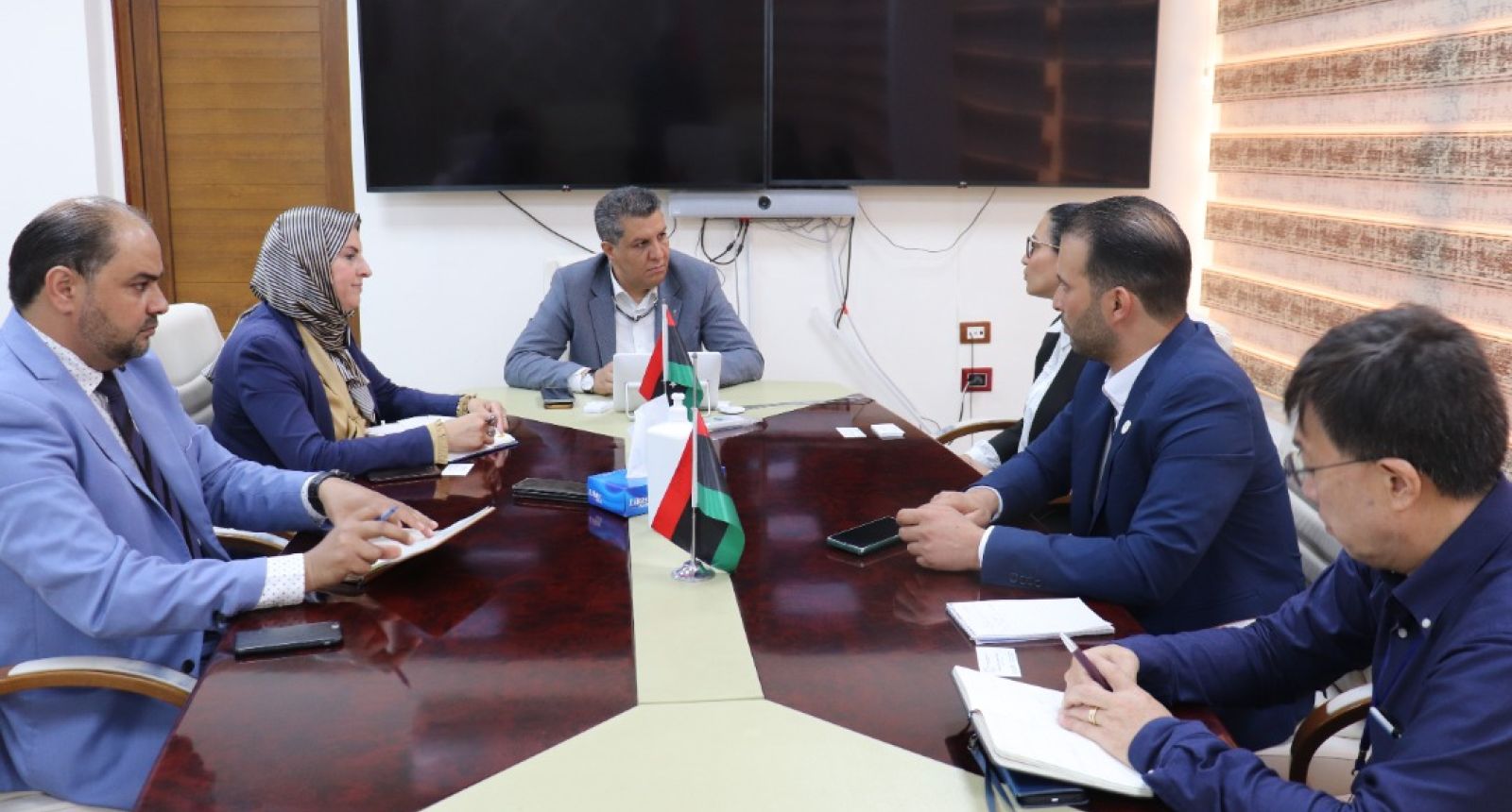 الوزير يُناقش مع برنامج الغذاء العالمي آلية وجُهود تفعيل "صندوق التّغذية المدرسية"