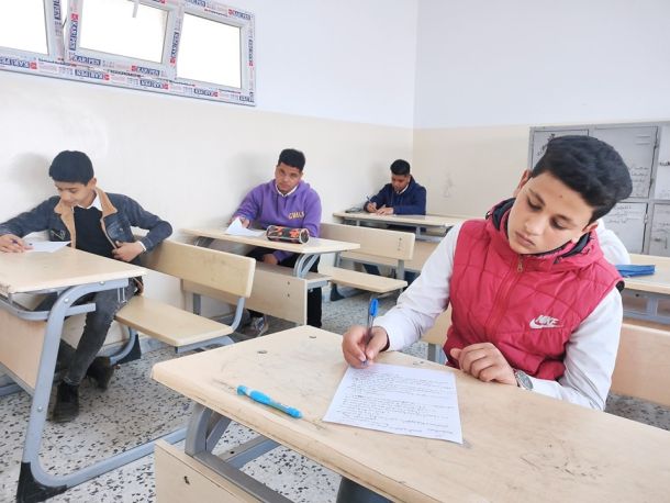وَزِير التَّربية والتَّعليم يَزور المركز الوطني للامتحانات ويُتابع عَمل المنظومة و الاِستعدادات النِّهائية لاِمتحانات الشهادات العامة