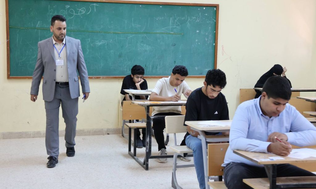 أكثر من 128 ألف طالب وطالبة يؤدون امتحانات شهادة إتمام مرحلة التعليم الثانوي