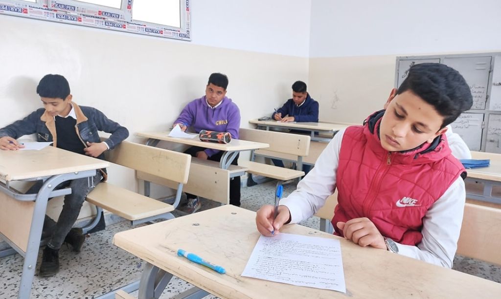 أَكثَر من مليون ومائة وعشرة ألف طالب وطالبة تقدَّموا لإجراء الاِمتحانات النِّصفية لِصفوفِ النَّقل والفترة الثانية لِلشهادَات العامَّة