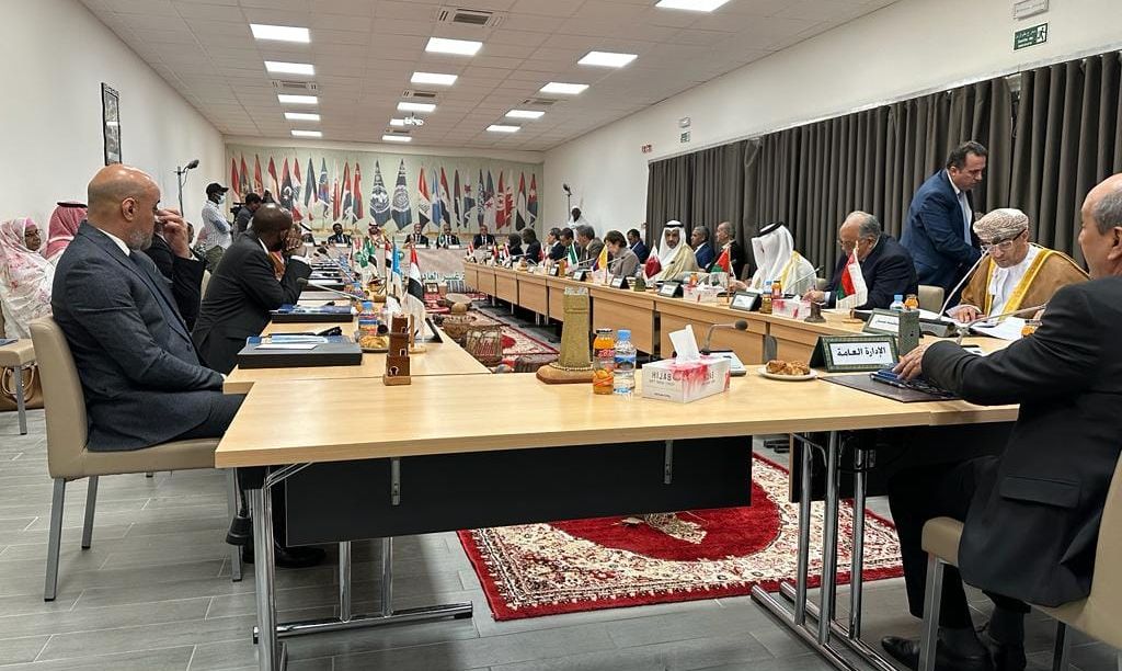 وَزِير التَّربية والتَّعليم يُشارك في الدورة غير العادية الثامنة لِلمؤتمر العام لِمنظمة الألكسو المُنعقدة بموريتانيا