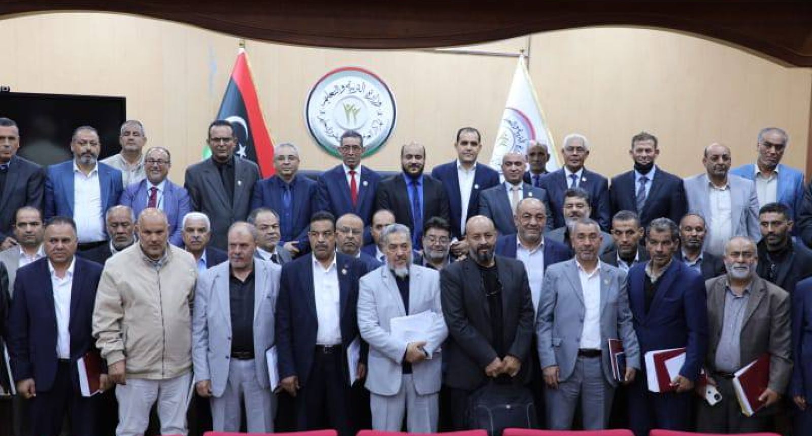 بمشاركة 52 مراقبًا الوزارة تختتم ورشة عمل تدريبية حول تطوير الأداء الإداري والتقني لمراقبي التربية والتعليم بالبلديات