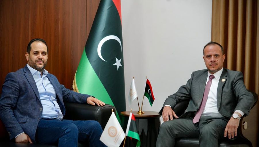 لجنة شؤون المعلمين تناقش المحضر الثالث برئاسة وكيل الوزارة لشؤون المراقبات الدكتور محسن الكبير