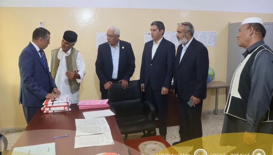 خلال لقائهما .. وزير التربية والتعليم يبحث مع عضو مجلس الدولة عن مدينة زليتن سير العملية التعليمية، ويطلعه على منصة المؤشرات التربوية التابعة للوزارة