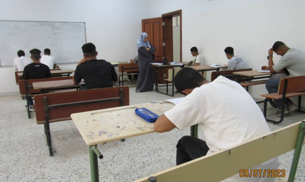 اِنطلاق اِمتحانات الدور الثاني لِسنوات النَّقل بِمرحلتَي التَّعليم الأساسي والثانوي