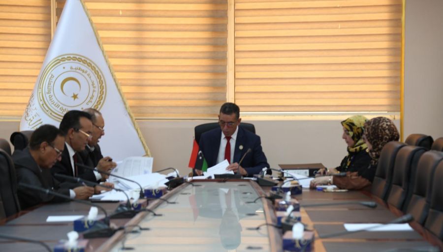 لجنة حصر المباني التعليمية تواصل عقد اجتماعاتها