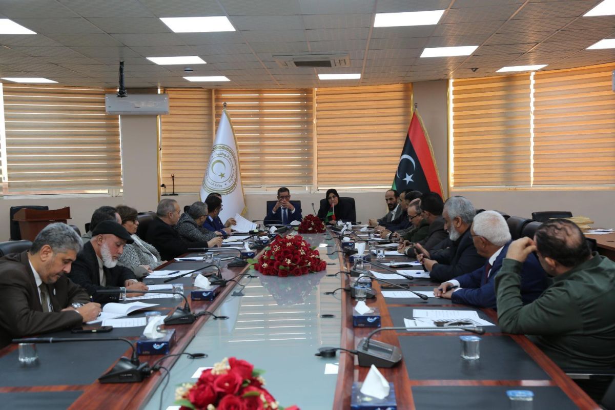 الوزارة تعقد اجتماعًا بحضور وكيلا الوزارة للشؤون التربوية ولشؤون المراقبات