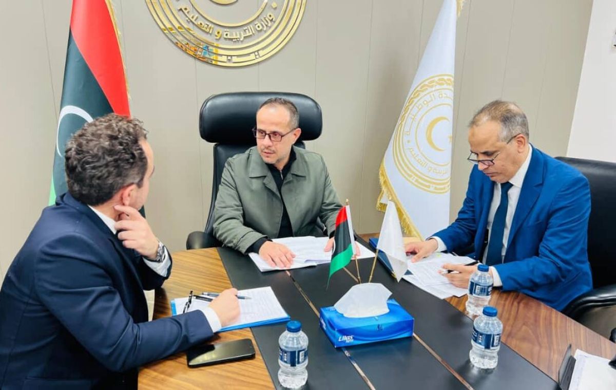 وزير التربية والتعليم رئيس اللجنة الوطنية الليبية للتّربية والثقافة والعلوم يلتقي مع وفد من منظمة اليونسكو