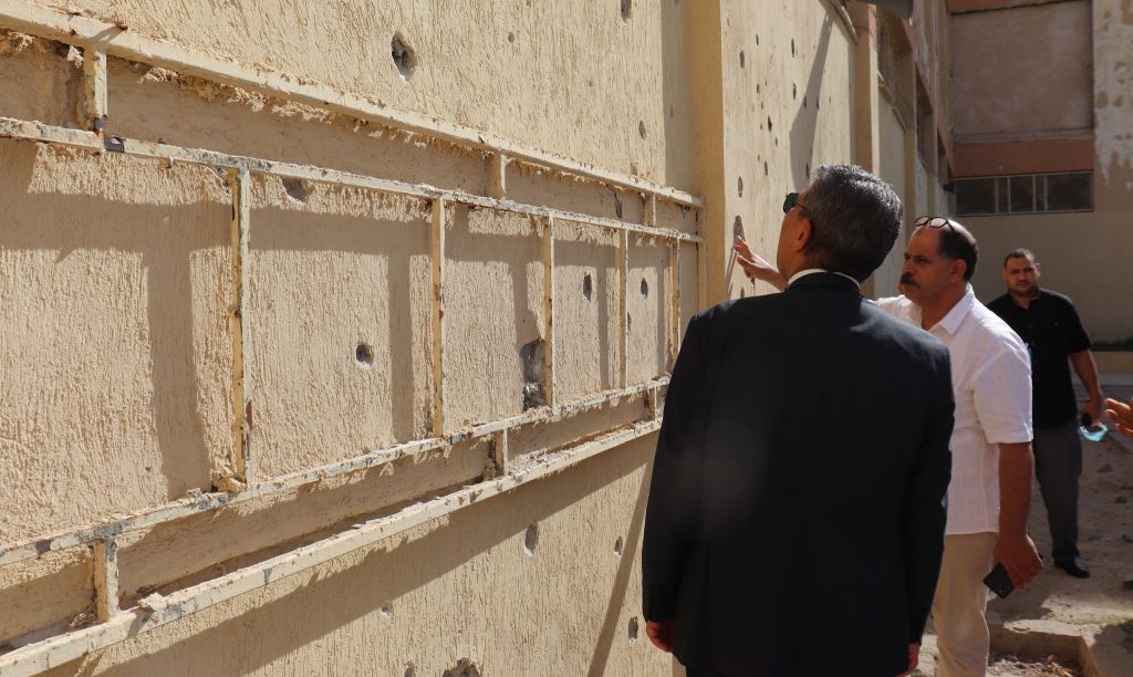 وزير التربية والتعليم يقف على الأضرار التي لحِقت بعدد من المُؤسسات التعليمية جرّاء الاشتباكات