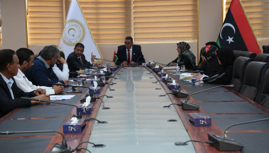 الوزير يُناقش مُستجدّات إعادة تدريس اللغة الفرنسية في جميع المراحل الدراسية