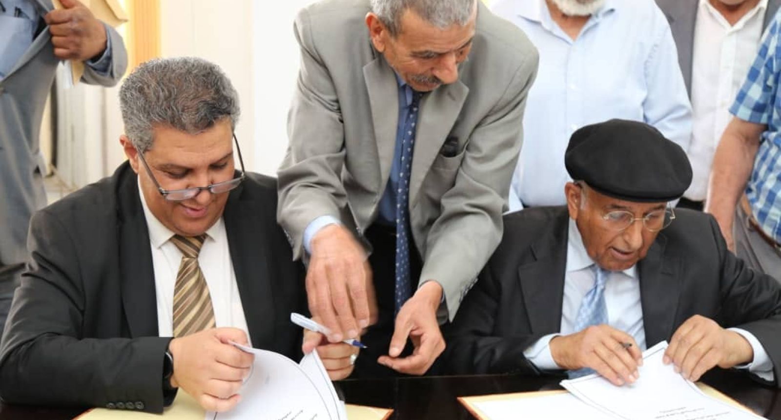 تَوقِيع اِتِّفاقية تعاون بين المركز الليبي لِلمحفوظات والدِّراسات التاريخية واللجنة الوطنية الليبية للتَّربية والثقافة والعلوم