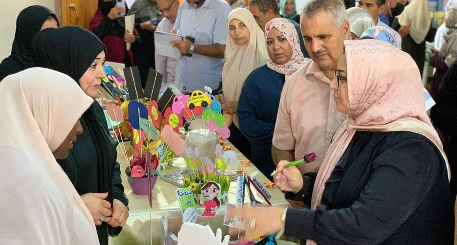مُدير إدارة الخدمة الاجتماعية بالوزارة تشارك في افتتاح المعرض العام للاختصاصيين الاجتماعيين والمسعفين الصحيين والمرشدين النفسيين بمراقبة الزاوية المركز