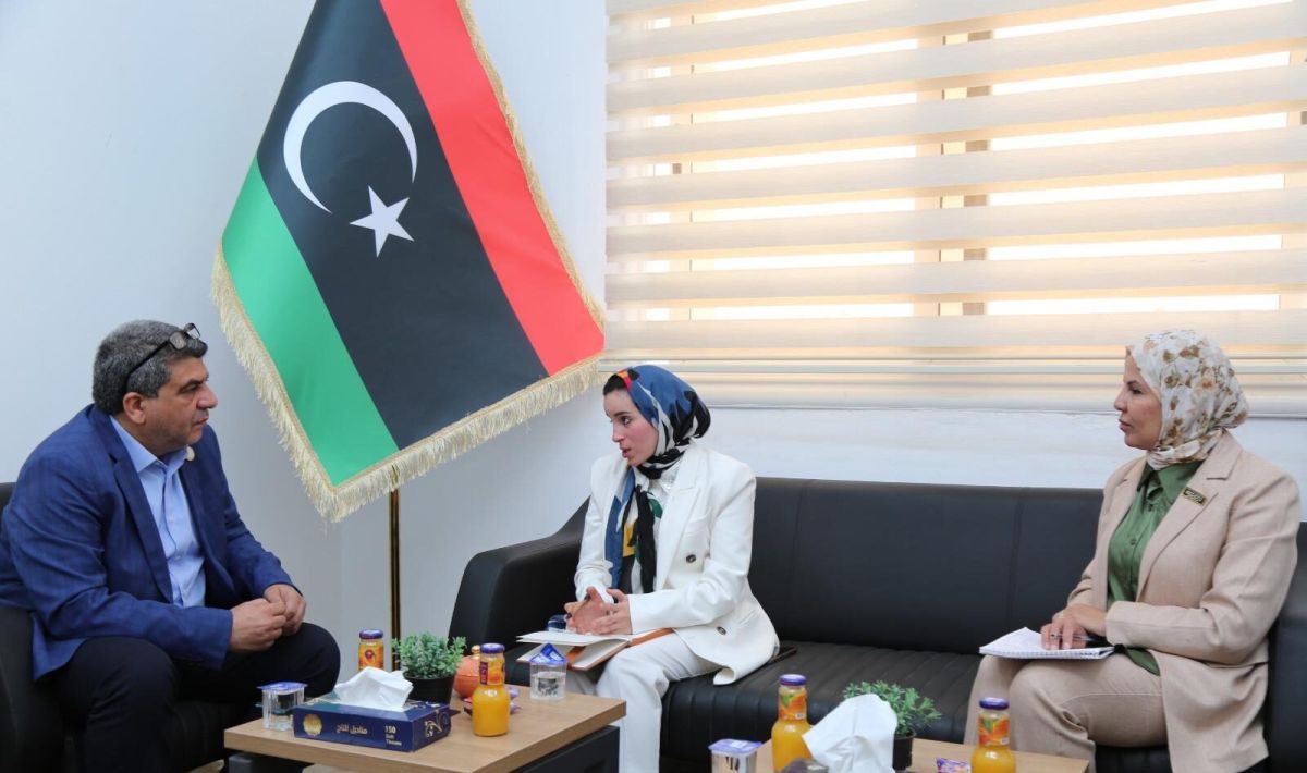 مدير مكتب التعاون الدولي يتابع تنفيذ مشاريعها المشتركة مع اليونيسف