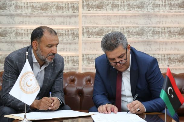 مُدير إدارة الخدمة الاجتماعية بالوزارة تشارك في افتتاح المعرض العام للاختصاصيين الاجتماعيين والمسعفين الصحيين والمرشدين النفسيين بمراقبة الزاوية المركز