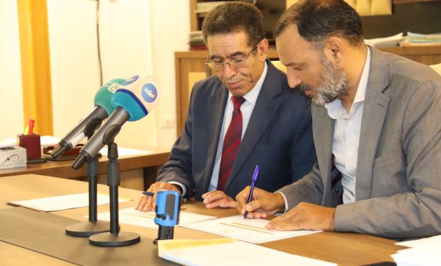 الوَزِير يبحث مع إدارة شَركة ليبيا للاتِّصالات والتَّقنية جهود التَّحوّل الرَّقمي