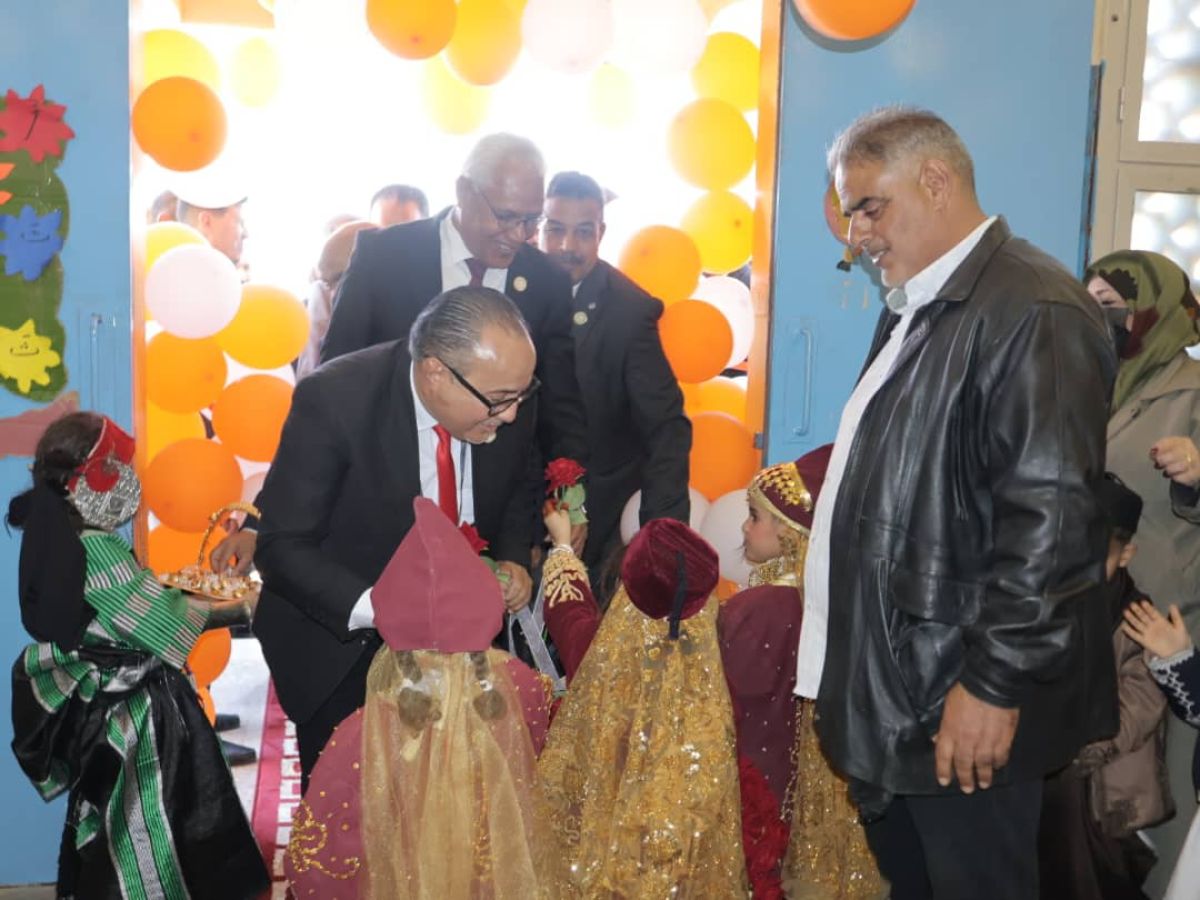 مدير إدارة رياض الأطفال بالوزارة يفتتح روضة زهور الكرامة بمراقبة التربية والتعليم العجيلات