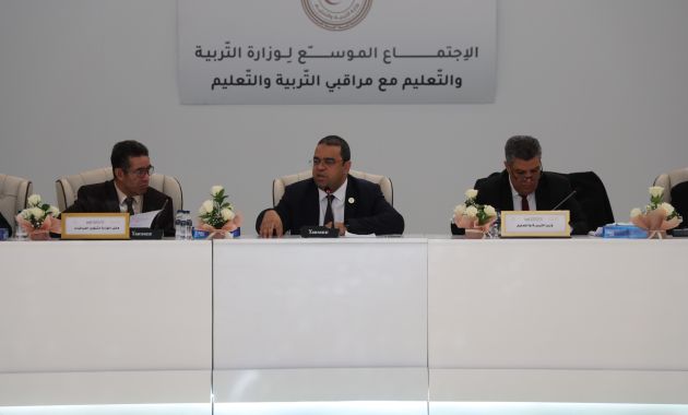 اللجنة العليا لِمبادرة تحدّي القراءة تستعرض أعداد المُسجّلين في اِجتماعها الرّابع