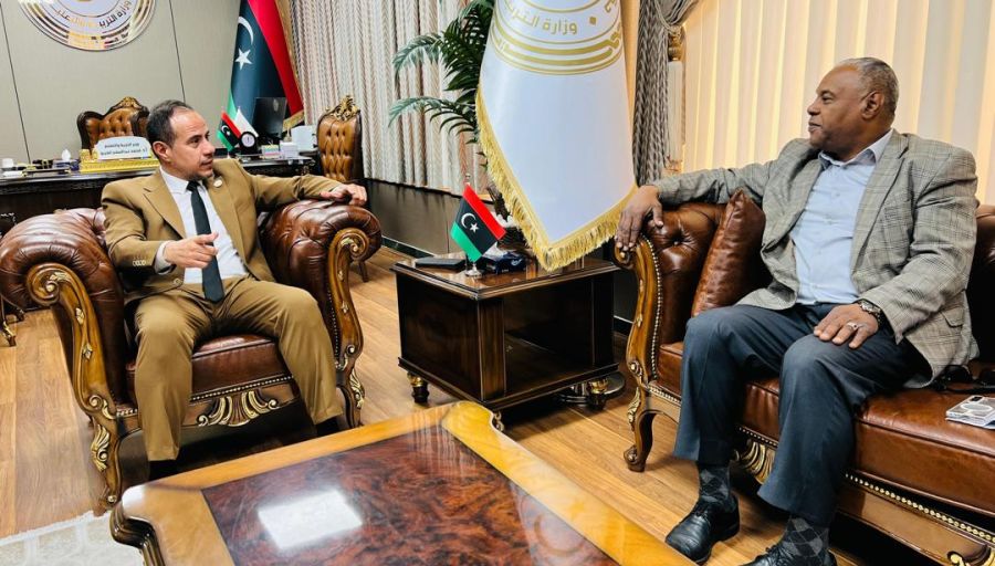 تواصل عملية التقييم النهائي لمنافسات مبادرة تحدي القراءة في دولة ليبيا