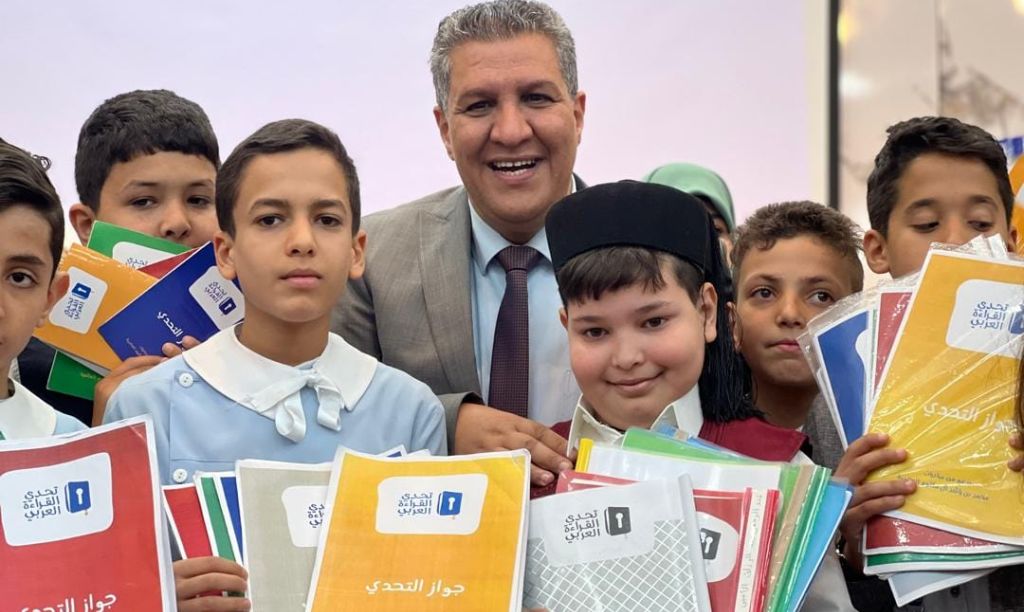 وزير التربية والتعليم يُشارك مدرسة أم السرايا حفل اختتام المرحلة الأولى من مبادرةِ تحدّي القراءة العربي