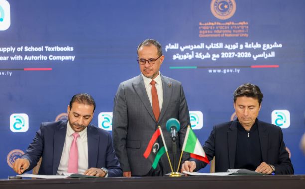 الوزير يعقد اجتماعاً مع وكلاء الوزارة ومستشاريه لمناقشة آليات العمل داخل الوزارة والجهات التابعة لها في تنفيذ خطة الـ100 يوم