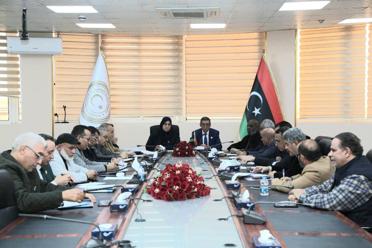 وزارة التربية والتعليم تعقد اجتماعها الفني بحضور وكيلي الوزارة