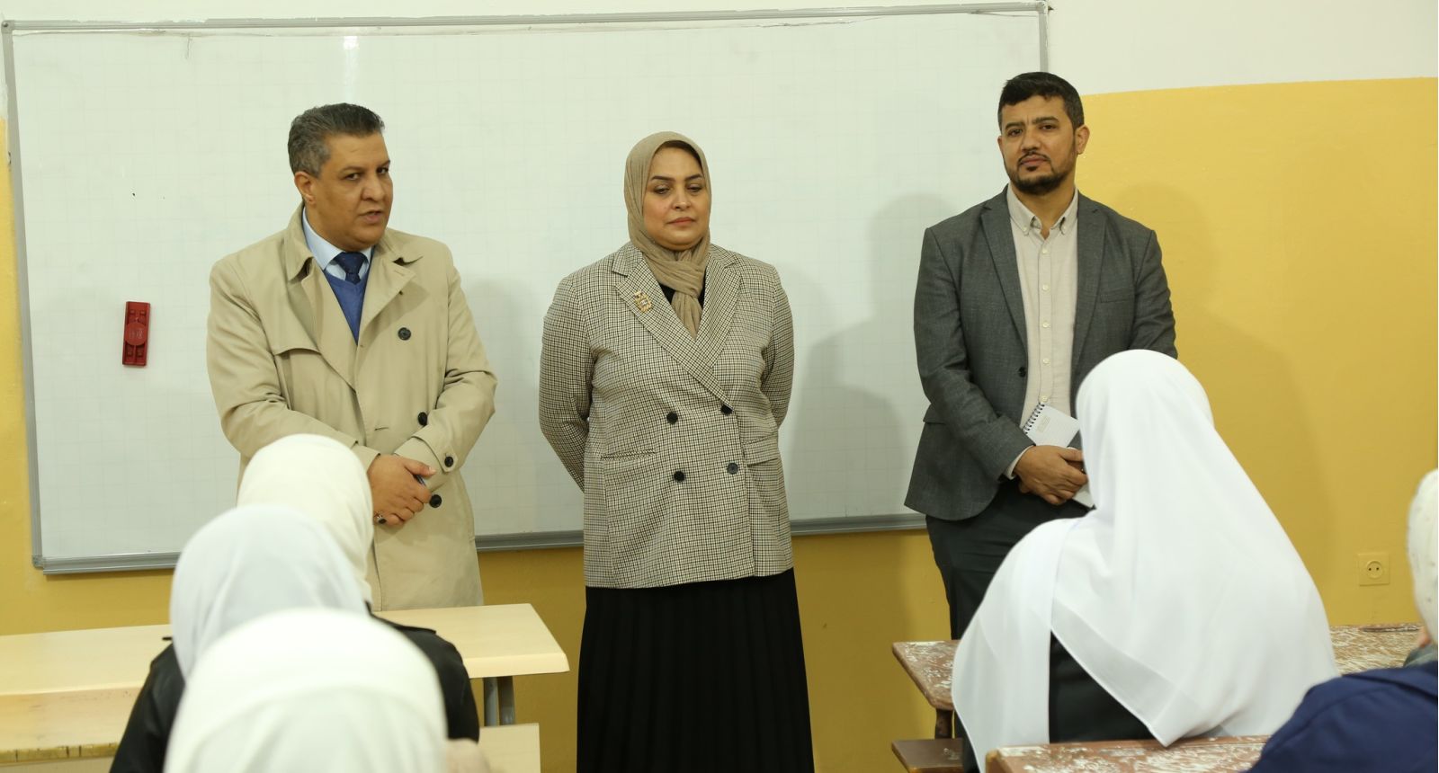 وزير التّربية والتّعليم يشهد اِنطلاقة أول يوم في الفصل الدّراسي الثاني ويُذكّر بـ "حظر اِستخدام جمِيع أسَاليب العقابْ"