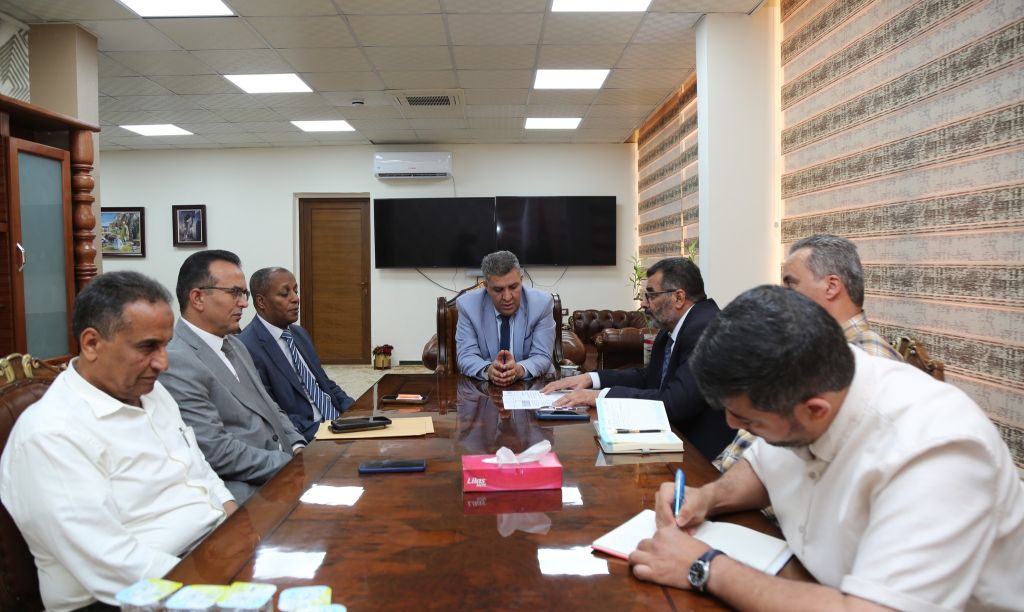 اللجنة المُكلفة بزيارة عَدد من مُراقباتِ الجنوب تُقدِّم إحاطة للوزير حَول نتائج الزيارة