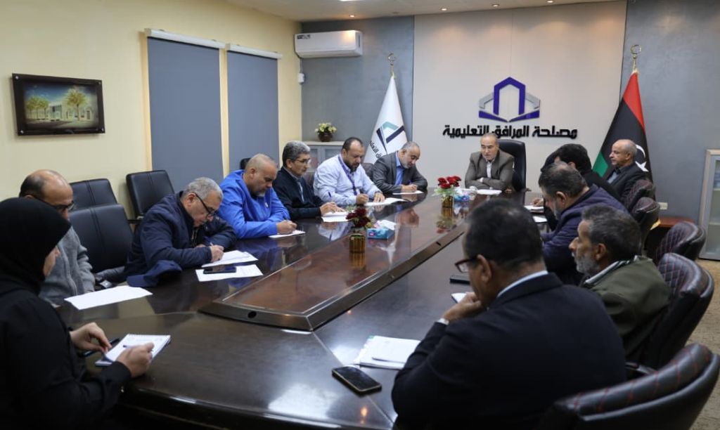 مصلحة المرافق التعليمية تعقد اجتماعًا لوضع الآليات التنفيذية لخطة الــ 100 يوم التي أطلقها الوزير