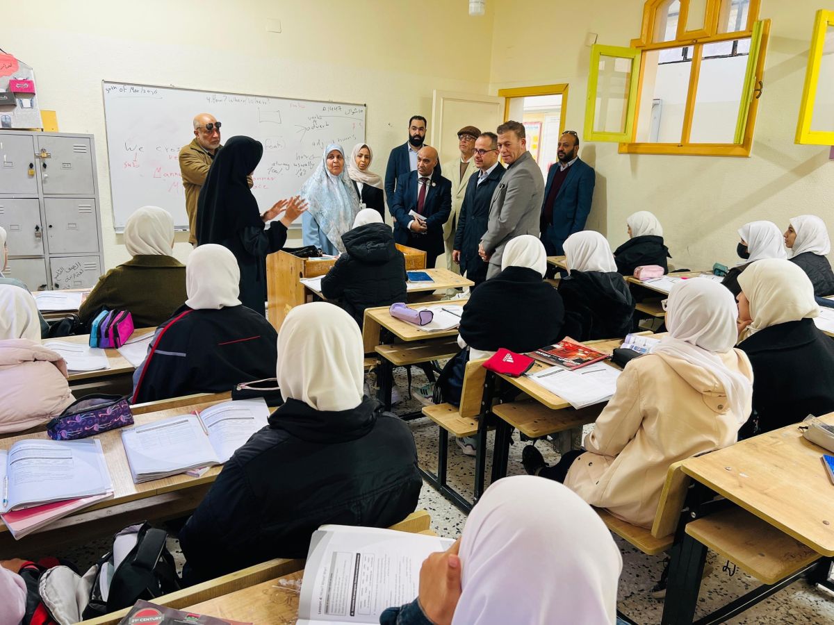 القريو يتفقد سير العملية التعليمية بعدد من مدارس مراقبة التربية والتعليم أبوسليم