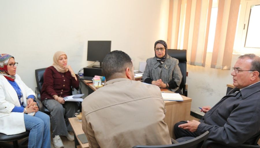 وكيل الوزارة لشؤون المراقبات يتفقد انطلاق الاِمتحانات النهائية لشهادة إتمام مرحلة التعليم الثانوي