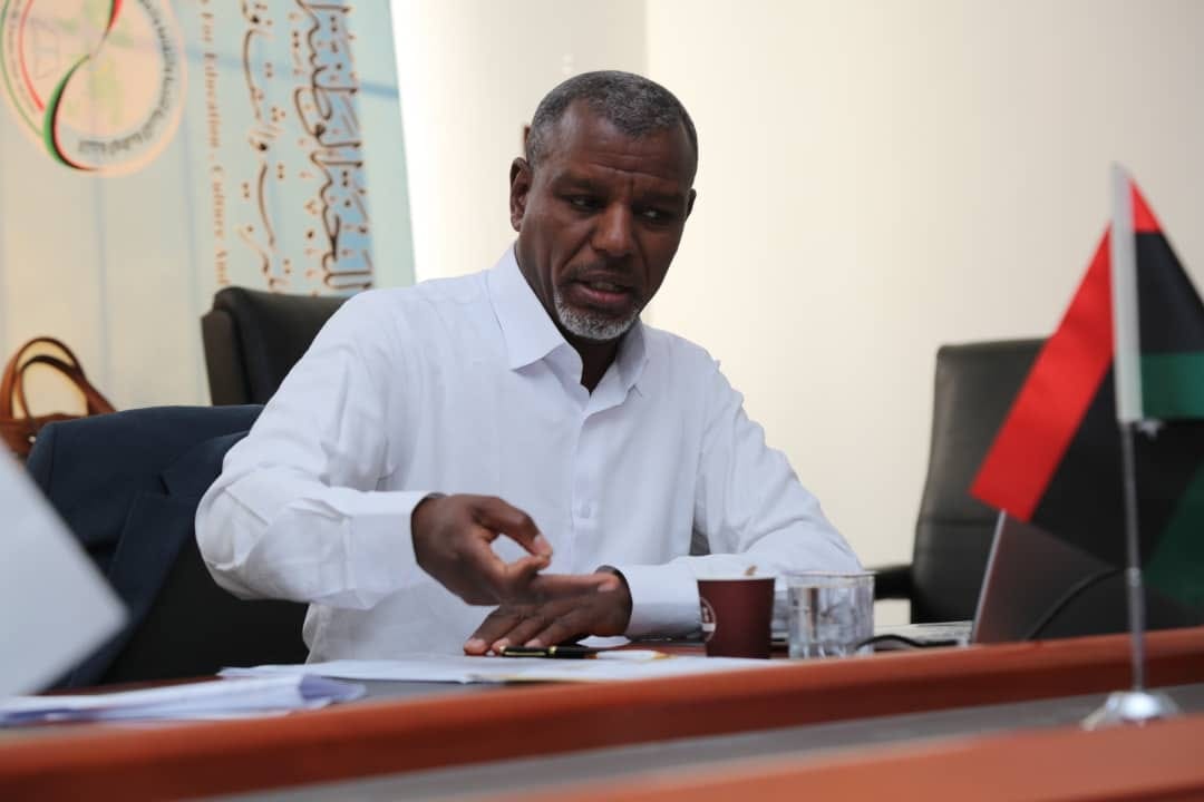 اللجنة العليا لِمبادرة تحدِّي القراءة العربي تُناقش الجدول الزمني والخطة التّنفيذية للمبادرة واستعدادات اِنطلاق المبادرة