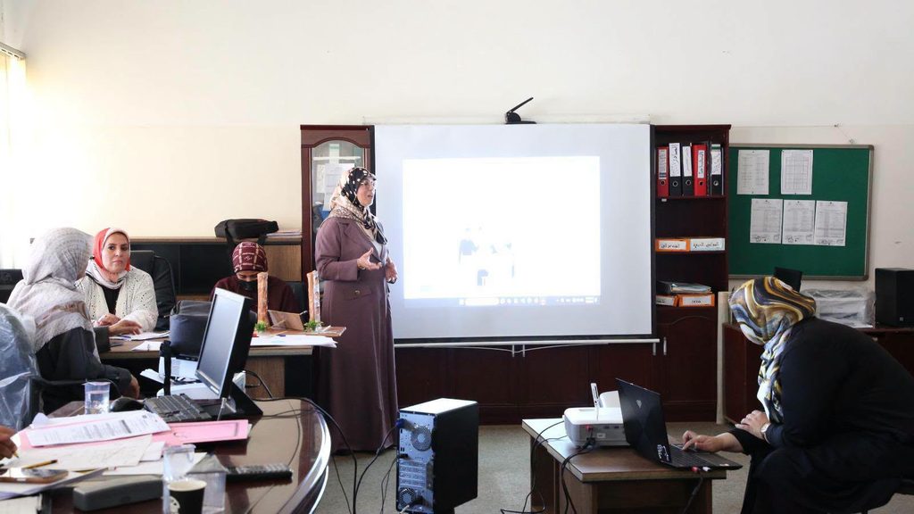 أطلقت مصلحة التفتيش والتوجيه التربوي بالوزارة المسابقة الوطنية لاختيار وتأهيل كفاءات تربوية جدبدة، وفق معايير تركز على الكفاءة المهنية.