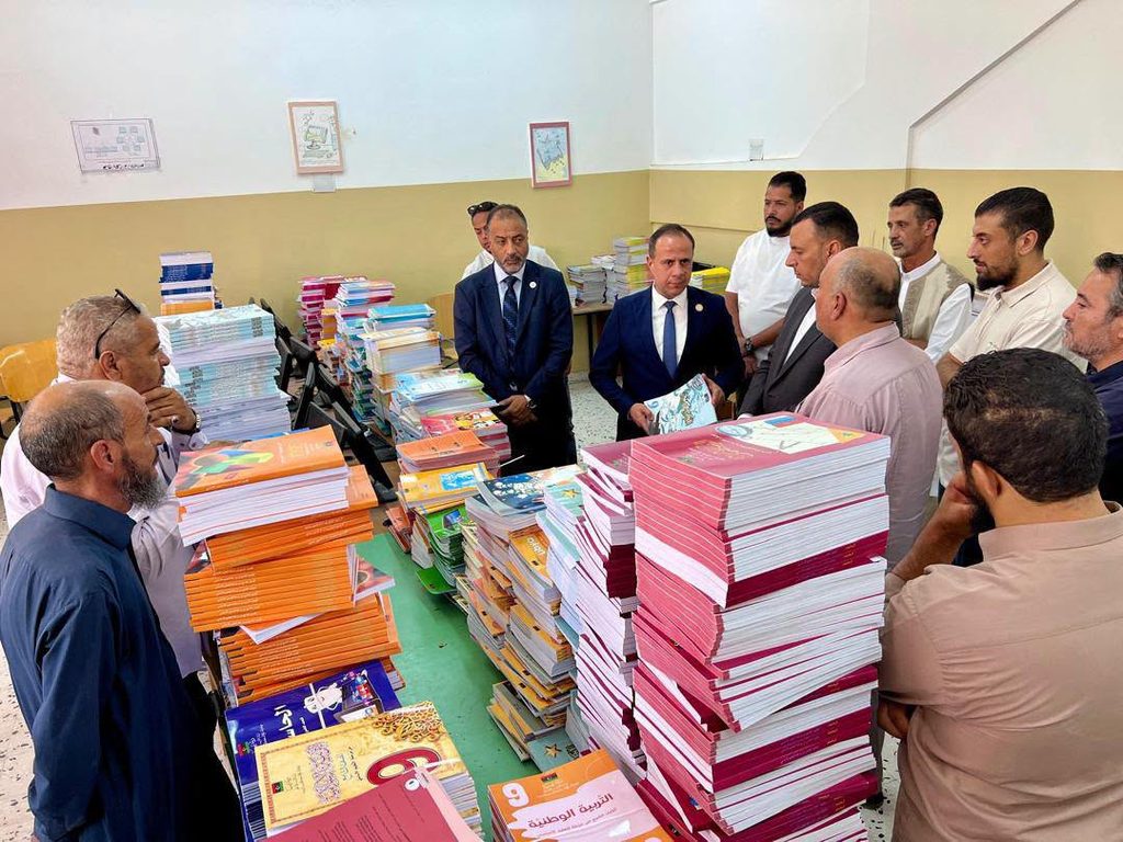 من ميدان العلم تبدأ البداية... - وزارة التربية والتعليم من ميدان العلم تبدأ البداية...