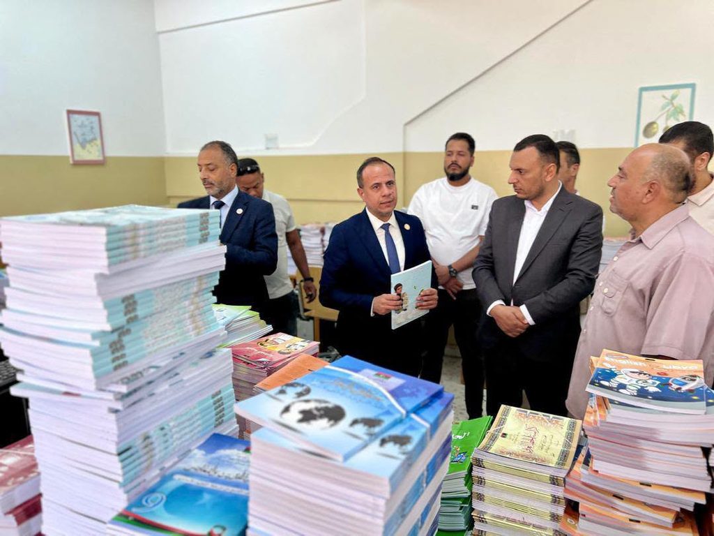من ميدان العلم تبدأ البداية... - وزارة التربية والتعليم من ميدان العلم تبدأ البداية...