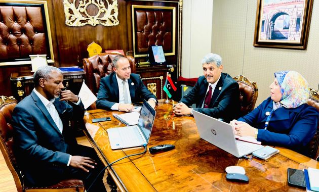 مكتب دعم وتمكين المرأة بالوزارة ينظم ورشة عمل تحت عنوان دعم وتمكين المرأة بين الواقع والتحديات وآفاق التطوير