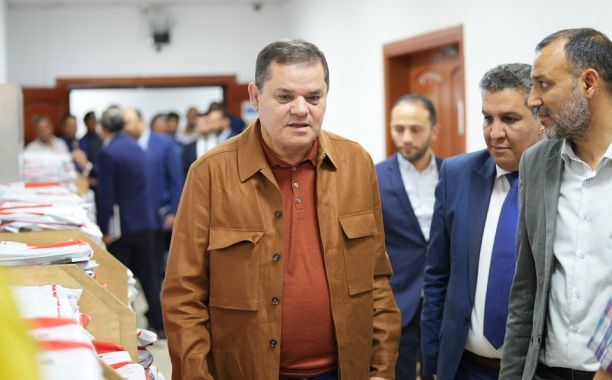 وَزِير التَّربية والتَّعليم يجتمع بِمندوبي شركات طباعة الكتاب المدرسي للعام الدِّراسي المُقبل