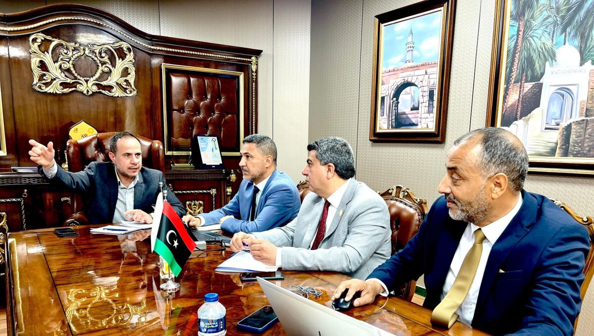 الوزير يعقد اجتماعًا مع فريق عمل مشروع تعزيز مكانة ليبيا ضمن مؤشرات جودة التعليم الدولية - وزارة التربية والتعليم الوزير يعقد اجتماعًا مع فريق عمل مشروع تعزيز مكانة ليبيا ضمن مؤشرات جودة التعليم الدولية