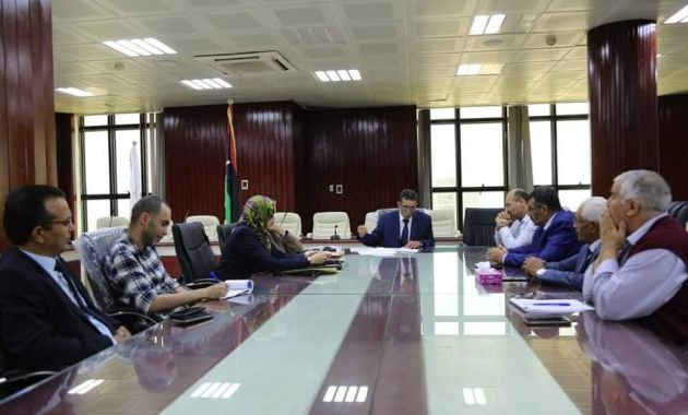 الوِزارَة تعقِد ورشة عَمل حول المؤشرات التَّربوية