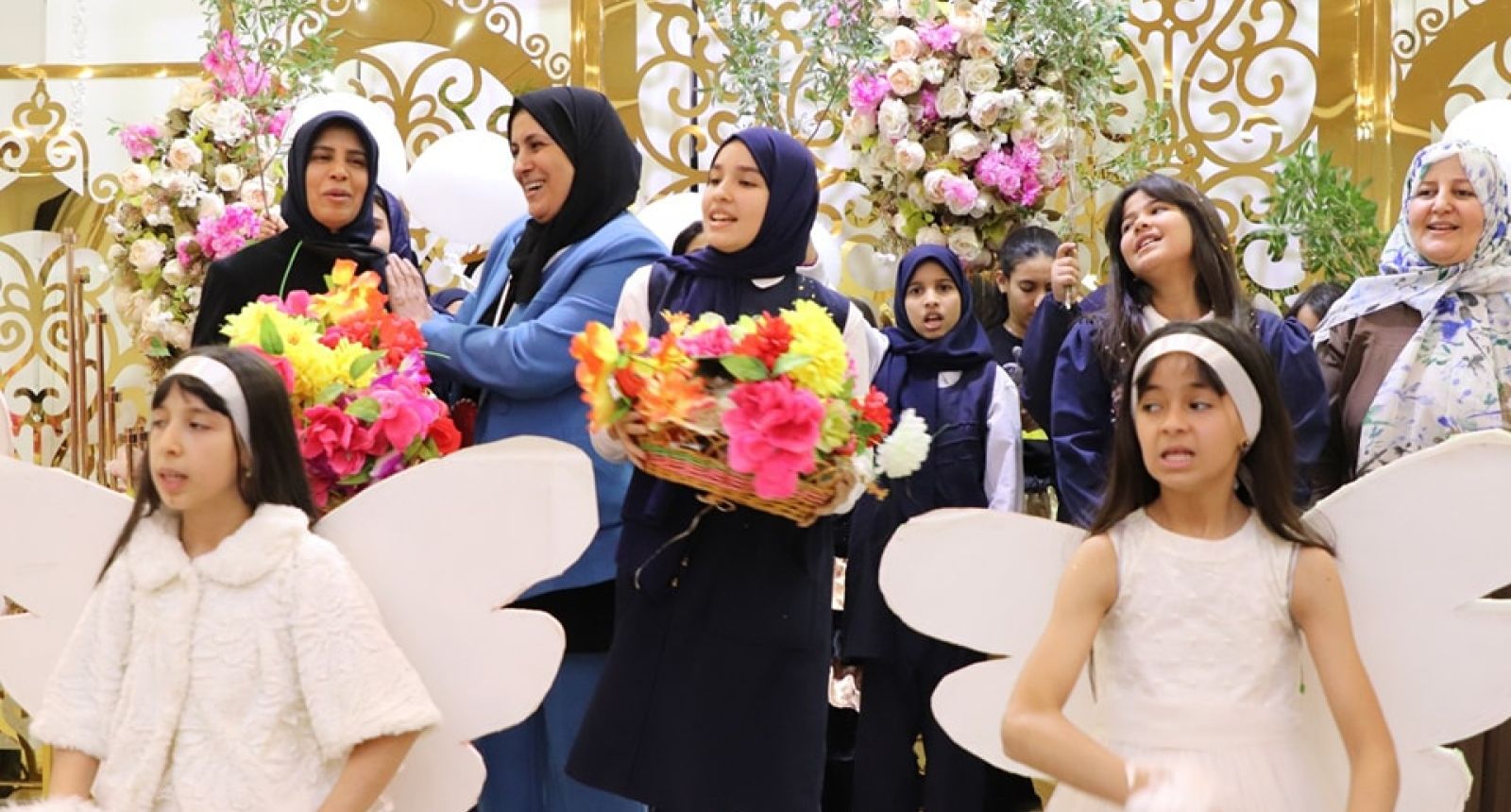 وِزارَة التَّربية والتَّعليم ومُنظمة اليونيسف يُقِيمان اِحتفالية بمُناسبة عِيد المُعلِّم والأم والطِّفل - وزارة التربية والتعليم وِزارَة التَّربية والتَّعليم ومُنظمة اليونيسف يُقِيمان اِحتفالية بمُناسبة عِيد المُعلِّم والأم والطِّفل