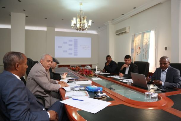 وزير التّربية والتّعليم يجتمع مع مُدير إدارة المعاهِد الفنّية المتوسطة بوزارة التّعليم التِّقني والفنِّي ، ورئيس قسم المناهج بالوزارة - وزارة التربية والتعليم وزير التّربية والتّعليم يجتمع مع مُدير إدارة المعاهِد الفنّية المتوسطة بوزارة التّعليم التِّقني والفنِّي ، ورئيس قسم المناهج بالوزارة