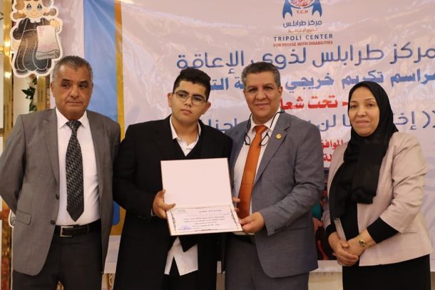 الوَزِير ومُدير المركز الوطني للامتحانات يَعتمدان نتائج اِمتحانات شهادة إتمام مرحلة التعليم الثانوي - وزارة التربية والتعليم الوَزِير ومُدير المركز الوطني للامتحانات يَعتمدان نتائج اِمتحانات شهادة إتمام مرحلة التعليم الثانوي