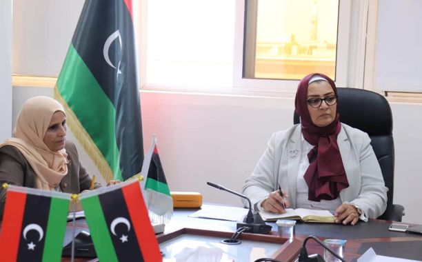 الوزير يُناقش مُستجدّات إعادة تدريس اللغة الفرنسية في جميع المراحل الدراسية