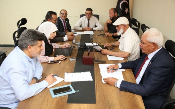 المنصة التدريبية تواصل برامجها بدورة "توظيف تطبيق الجيوجبرا في تدريس مادة الرياضيات"