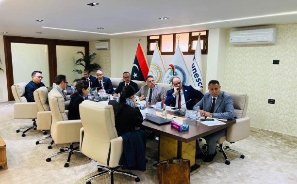 الوزير يجري زيارة تفقدية لمدرسة أحمد قنابة بمراقبة التربية والتعليم طرابلس المركز