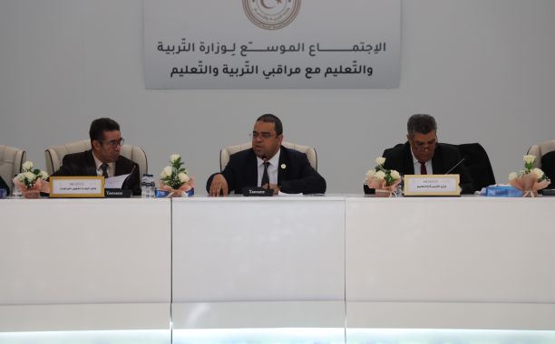 أكْثر من مليونَي ومائة ألف طالب يتوجّهون لِمدارسهم في كامِل التّراب الليبي وخارجه